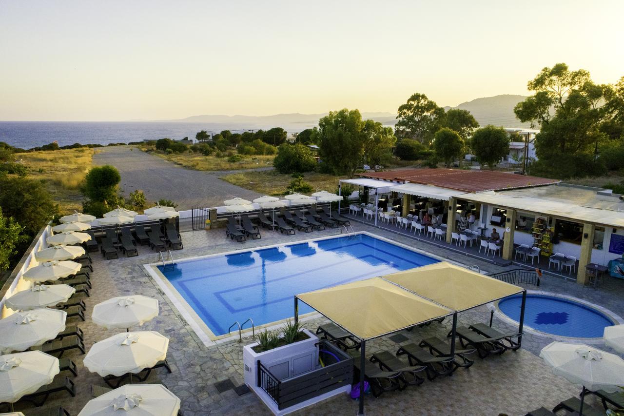 Amphitriti Hotel Pefki  Экстерьер фото