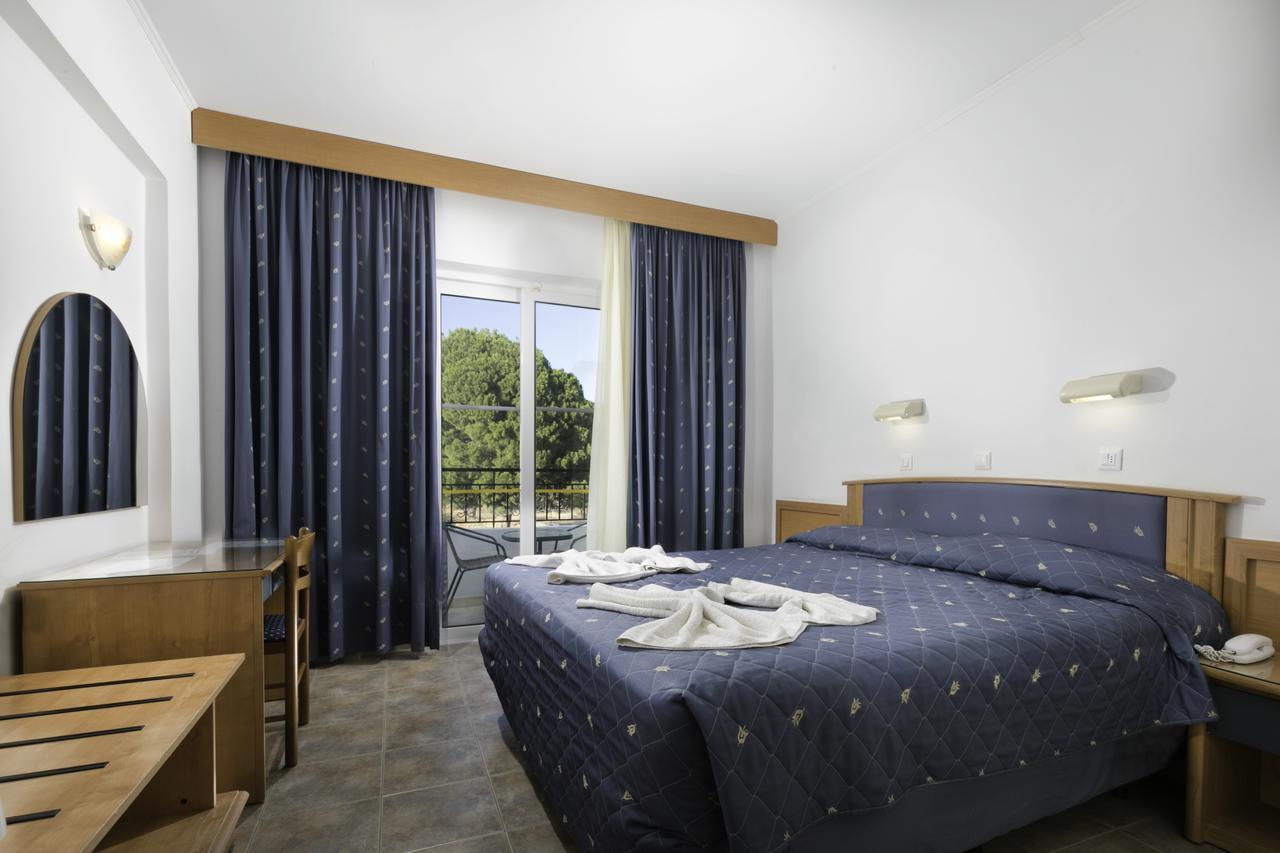 Amphitriti Hotel Pefki  Экстерьер фото