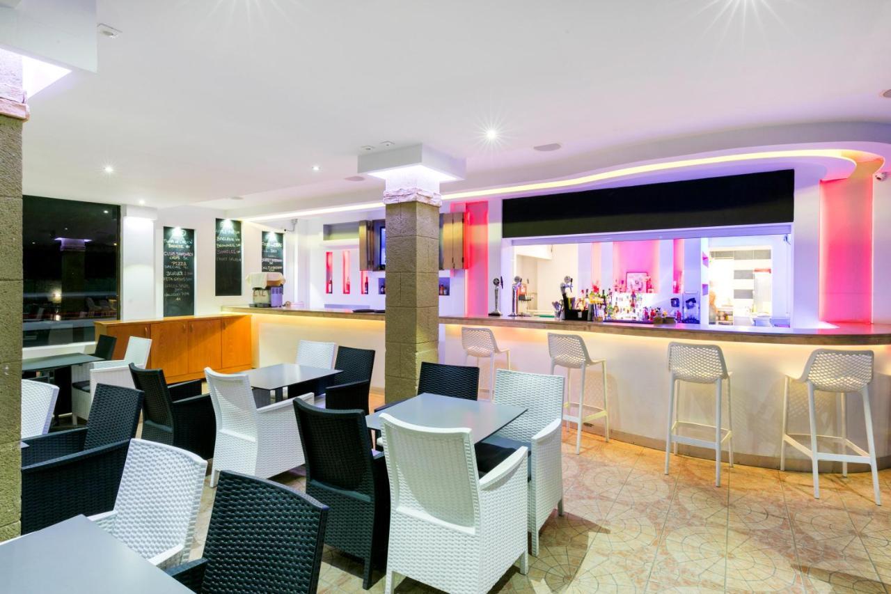 Amphitriti Hotel Pefki  Экстерьер фото